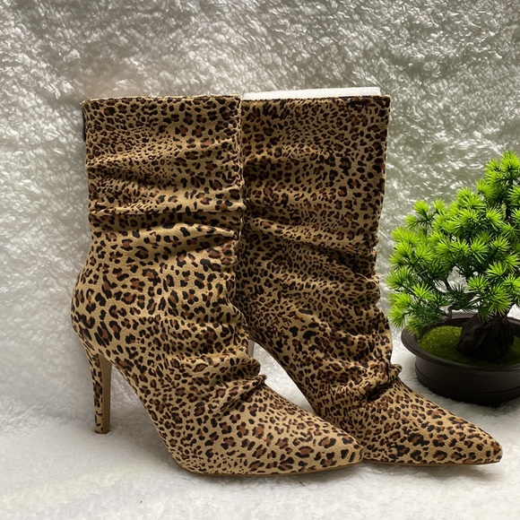 Leopard Ankle Boots/Size 8 - Picture 3 of 13